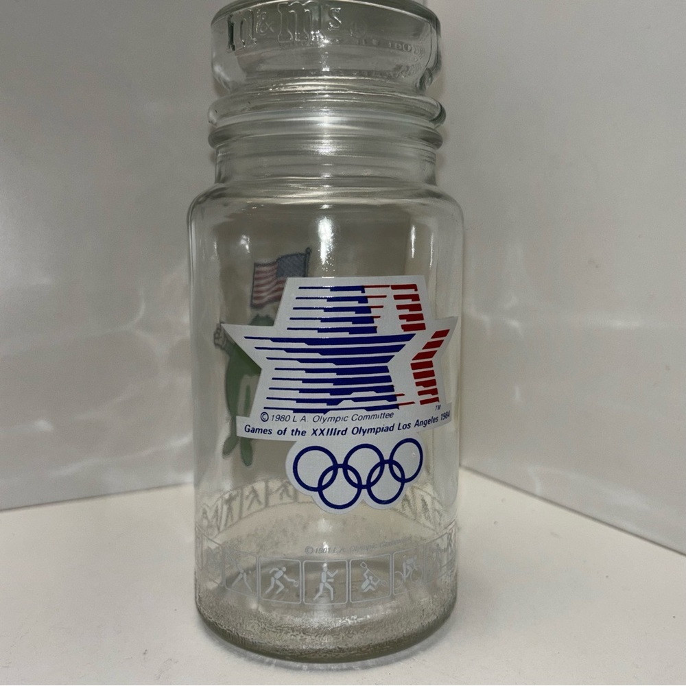 M&Ms 1984 LA Olympics glass candy jar with sealing lid - Picture 2 of 8